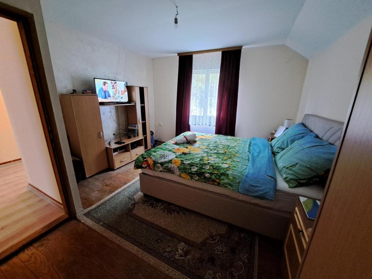 Turisticki Kompleks - Montana Tjentiste Luaran gambar