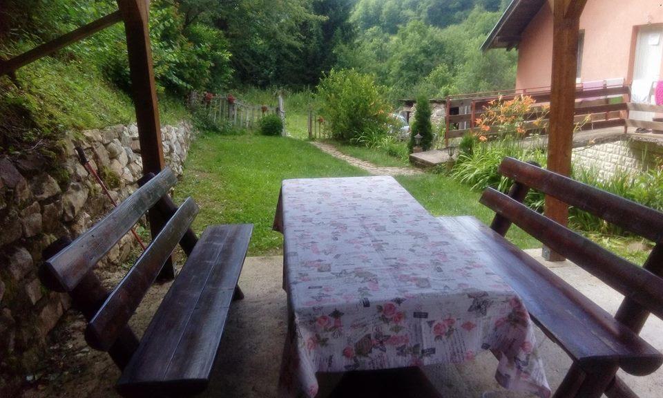 Turisticki Kompleks - Montana Tjentiste Luaran gambar