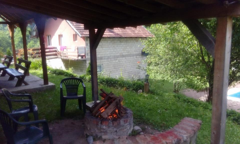 Turisticki Kompleks - Montana Tjentiste Luaran gambar