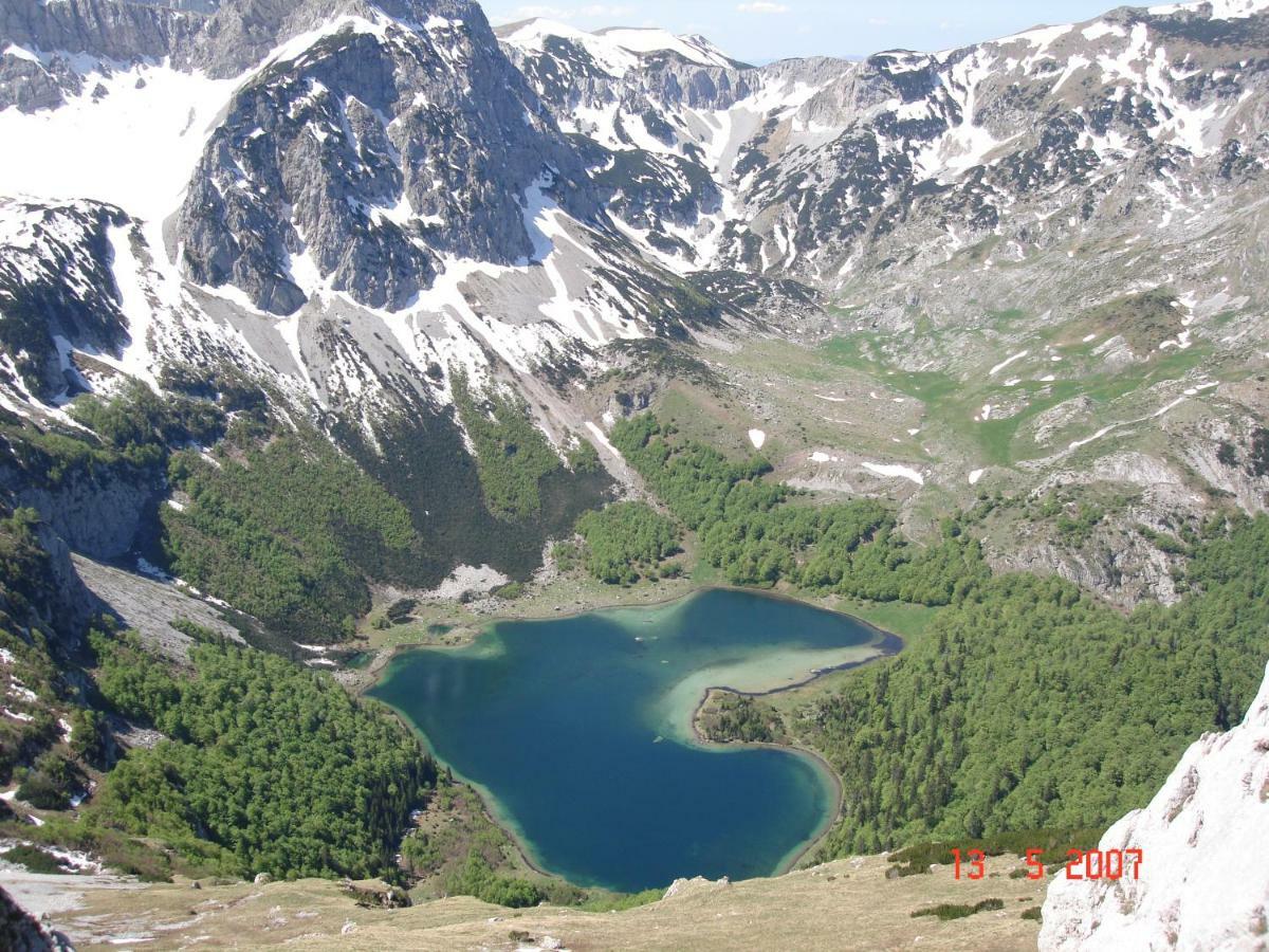 Turisticki Kompleks - Montana Tjentiste Luaran gambar